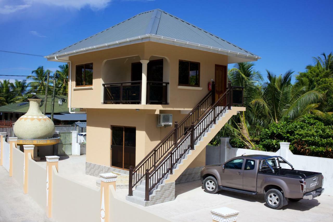 Stone Self Catering Apartment Grand Anse  Eksteriør bilde