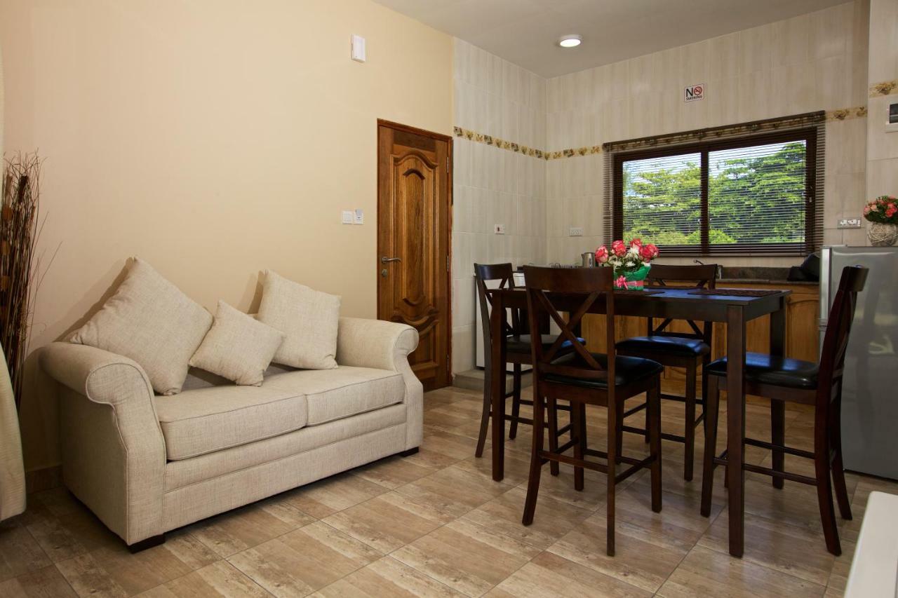 Stone Self Catering Apartment Grand Anse  Eksteriør bilde