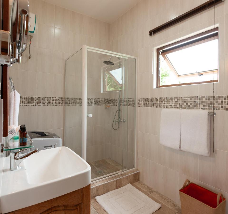 Stone Self Catering Apartment Grand Anse  Eksteriør bilde